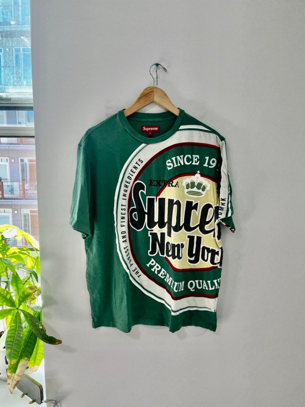Supreme Men's Lager Green Short Sleeve Graphic Tee Size Medium